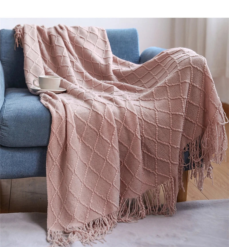 Plaid tricoté oversized à pompons — Chaleur boho & cocooning visuel