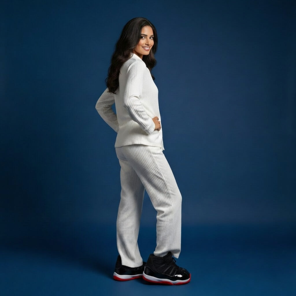 Chausson LE LOUVRE | La force tranquille d'une sculpture de velours au creux de tes pas