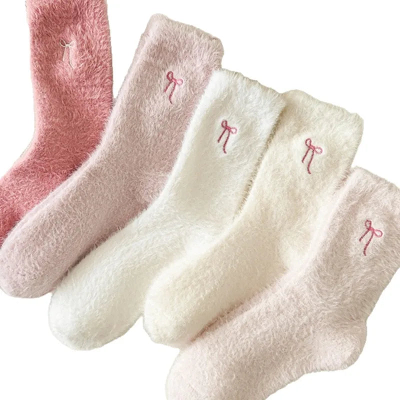 5 pairs Autumn Winter Fashionable Versatile Bow Plush Socks Cute Sweet Mid tube Socks Thick Warm Home Women's Socks