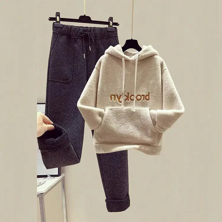 Thickened Lamb Velvet Set Women's Autumn Winter New Embroidery Sweatshirt Women's + Wool Wide Leg Pants Women Two Piece Set