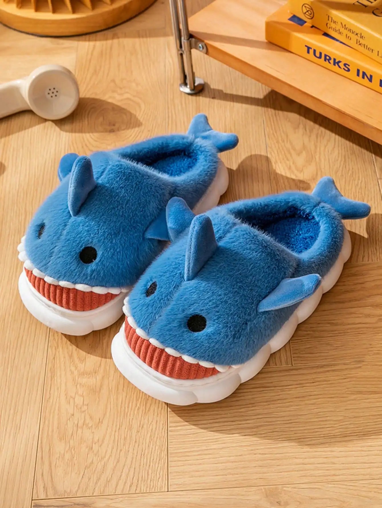 Men's Home Slippers Autumn and Winter New Interesting Cartoon Shark Plaid Cotton Slippers