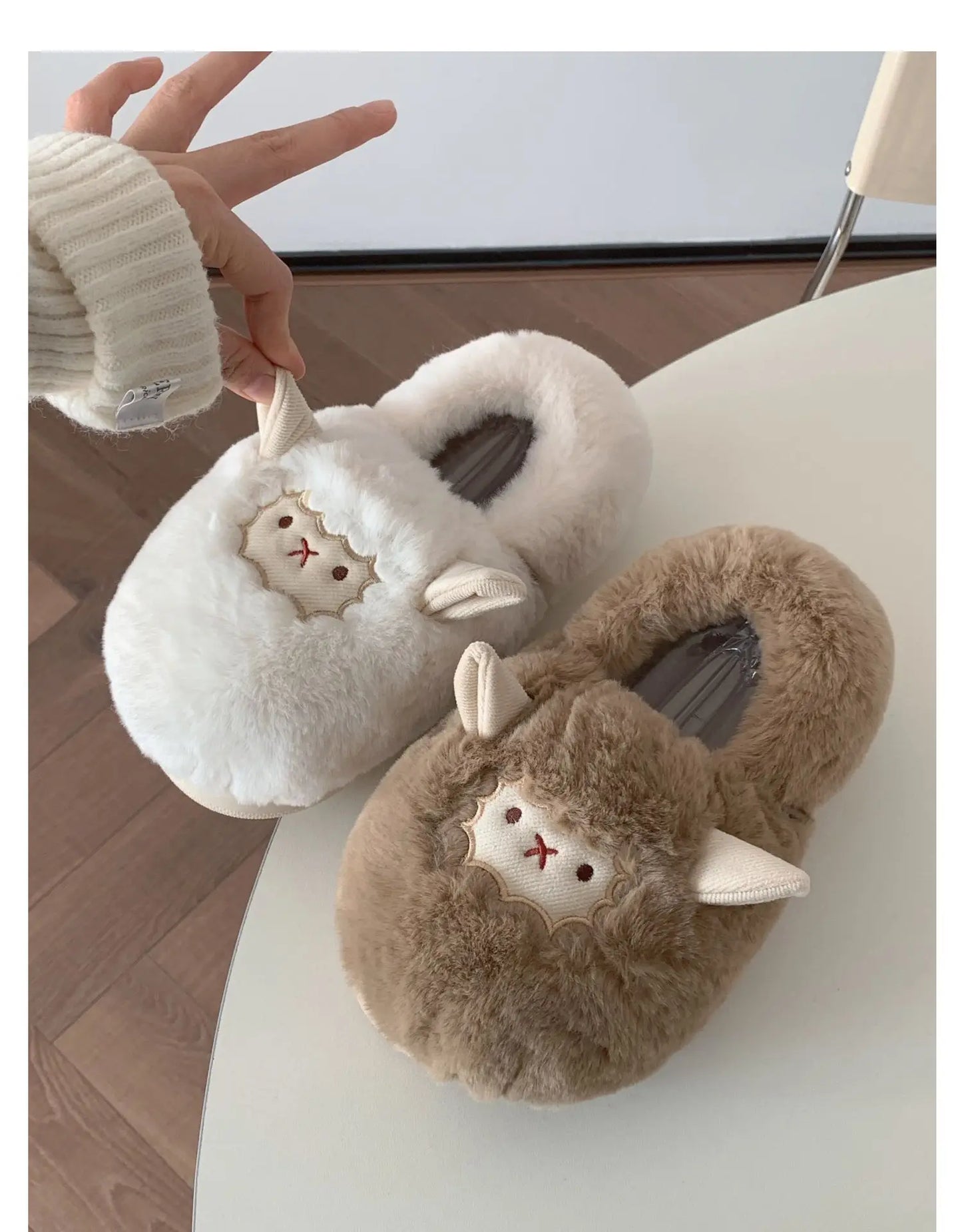 Gacimy Winter Plush Slippers For Women Cute Milk Cow Fluffy Cotton Shoes Girls Fashion Cartoon Indoor Warm Comfortable Slippers