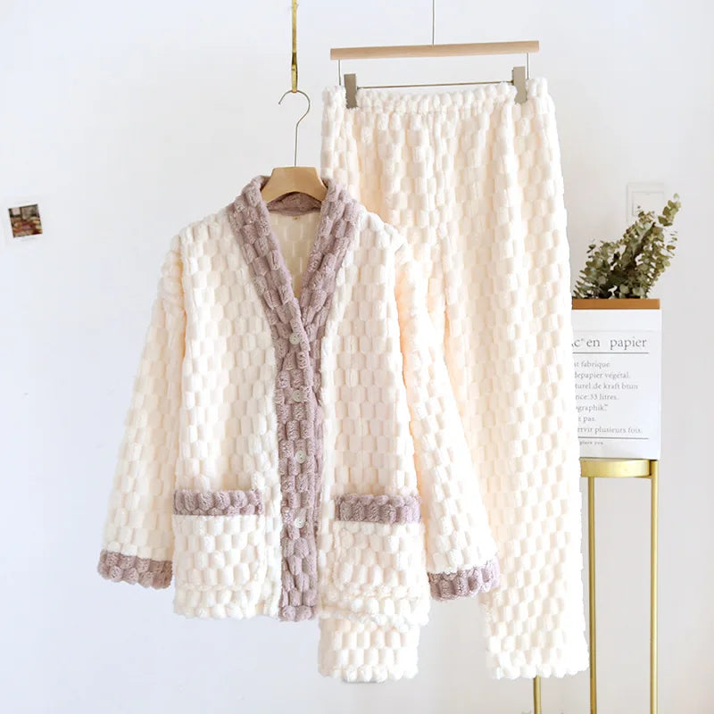 2025 Autumn/Winter New Women's Pajama Set Flannel Thickened Warm Cute Long Sleeve Pants Two Piece Coral Fleece Home Fur Women