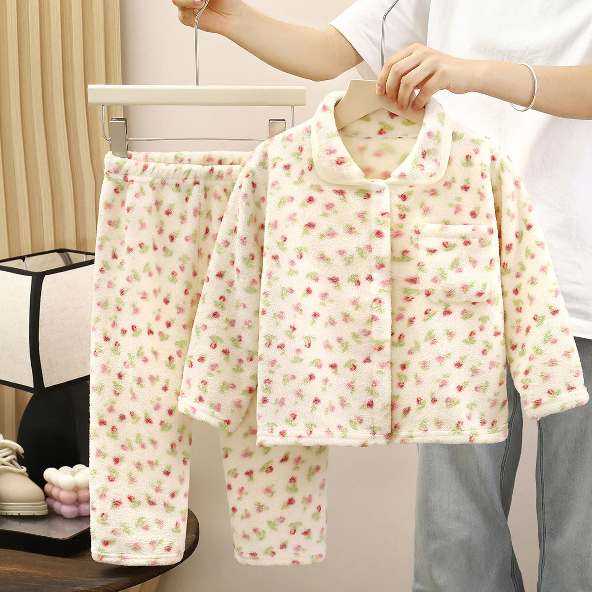 Boys Girls Autumn Winter Soft Flannel Pajamas Sets Toddler Baby Cute Cartoon Lapel Coat with Pants Pyjamas Kids Casual Sleepwear