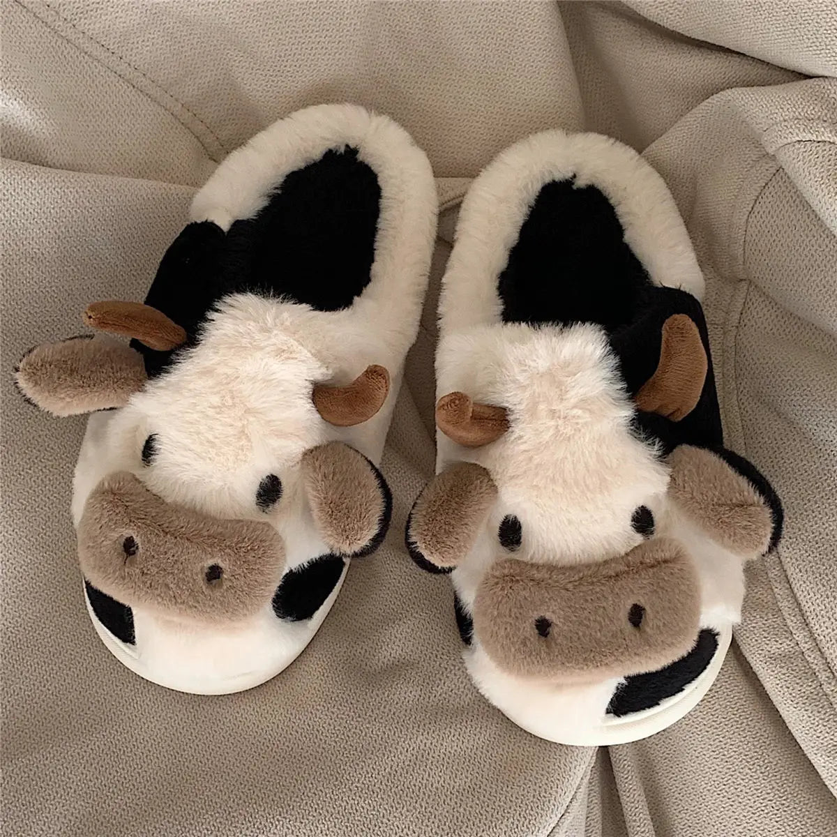 Gacimy Winter Plush Slippers For Women Cute Milk Cow Fluffy Cotton Shoes Girls Fashion Cartoon Indoor Warm Comfortable Slippers