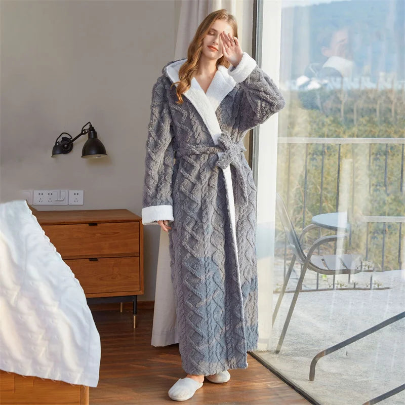 Thick Women Warm Bathrobe Solid Hooded Warm Ladies Dressing Gown Long Sleeve Flannel Bath Robe For Female