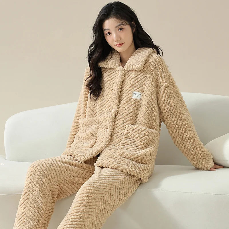 Warm Flannel Sleepwear Set for Women Long Sleeve Long Pants Casual Collar Can Be Worn outside Home Clothes Winter Collection
