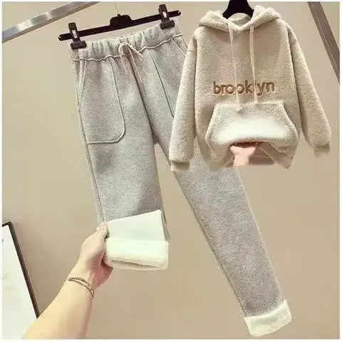 Thickened Lamb Velvet Set Women's Autumn Winter New Embroidery Sweatshirt Women's + Wool Wide Leg Pants Women Two Piece Set