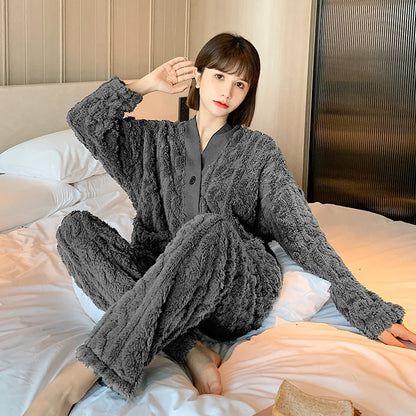 Thickened Long Flannel Pajamas Couples Sleepwear V-neck Embroidered Solid Coral Fleece Home Clothes Set for Autumn And Winter