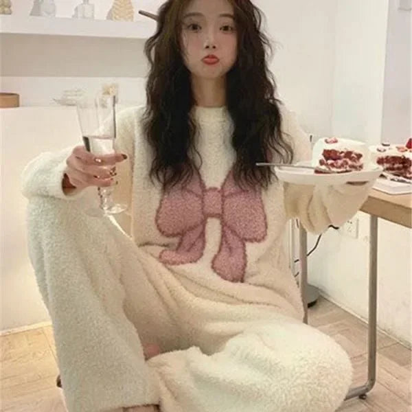2024 New Women's Sleepwear Autumn/Winter Thickened Fleece-Lined Sweet Cute Coral Velvet Home Suit Cross-Border
