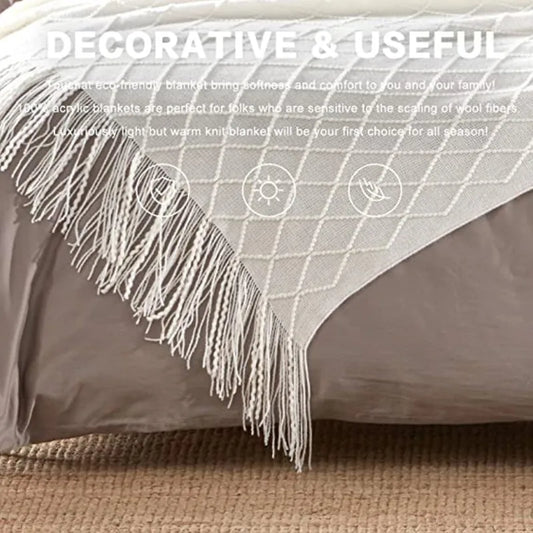 Plaid tricoté oversized à pompons — Chaleur boho & cocooning visuel