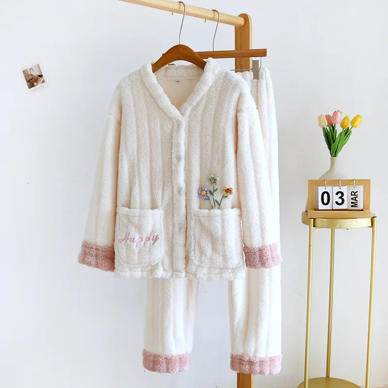 2025 Autumn/Winter New Women's Pajama Set Flannel Thickened Warm Cute Long Sleeve Pants Two Piece Coral Fleece Home Fur Women