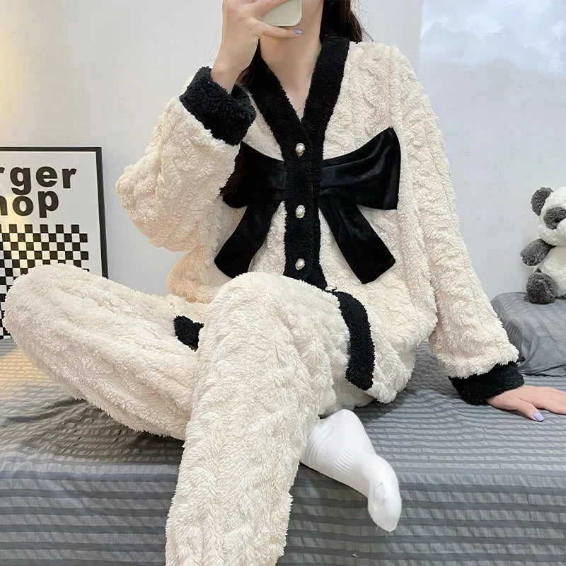 2024 New Women's Sleepwear Autumn/Winter Thickened Fleece-Lined Sweet Cute Coral Velvet Home Suit Cross-Border