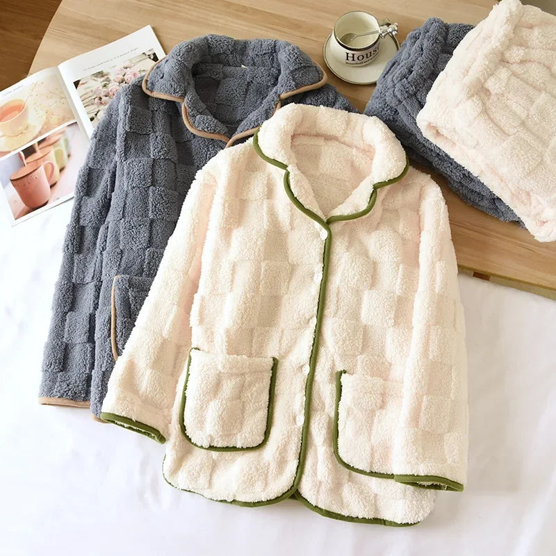Thickened Flannel Sleepwear Long Sleeve Home Clothes Set for Couples Autumn Winter Warm Home Clothes Polyester Fiber