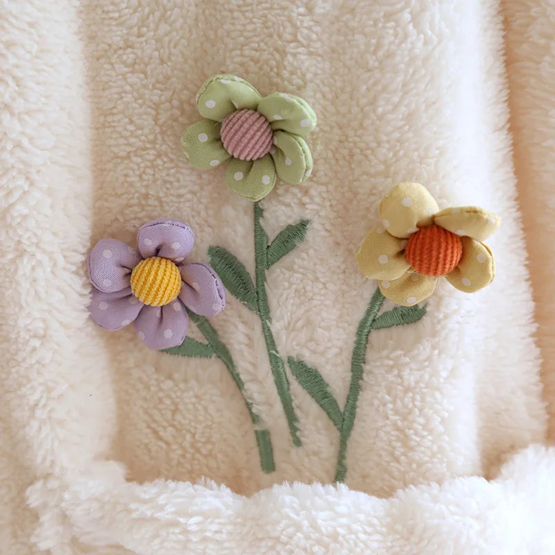 2025 Autumn/Winter New Women's Pajama Set Flannel Thickened Warm Cute Long Sleeve Pants Two Piece Coral Fleece Home Fur Women