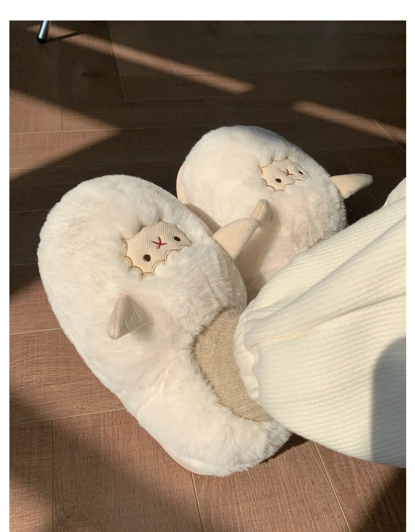 Gacimy Winter Plush Slippers For Women Cute Milk Cow Fluffy Cotton Shoes Girls Fashion Cartoon Indoor Warm Comfortable Slippers