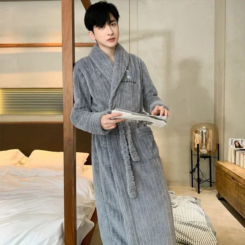 Turn-down V-neck Robes for Men 2025 New Winter Warm Flannel Robes Solid Soft Thick Fleece Sleepwear Male Casual Loose Home Wear