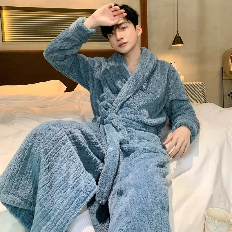 Turn-down V-neck Robes for Men 2025 New Winter Warm Flannel Robes Solid Soft Thick Fleece Sleepwear Male Casual Loose Home Wear