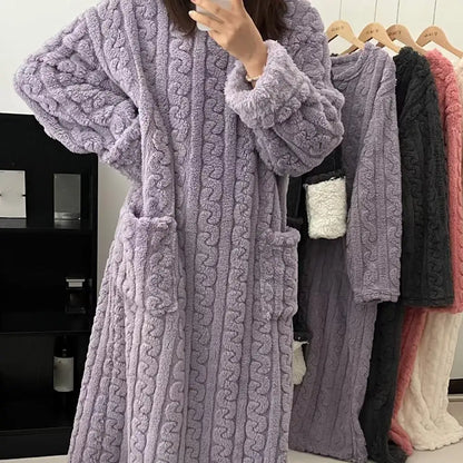 Winter Long Sleeve Flannel Nightgowns Women Loose Double Pocket Solid Sleepwear Jacquard Night Dress Thickened Warm Nightdress