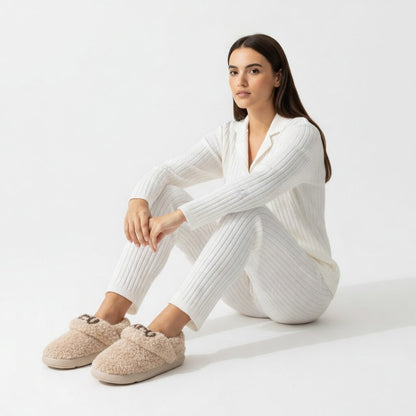 Chausson Deauville | Une caresse de sable doré sur la peau nue