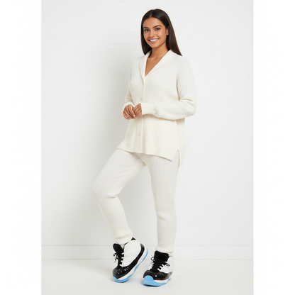 Chausson CANNES | La pureté d'une silhouette de nacre sous le soleil de la Riviera