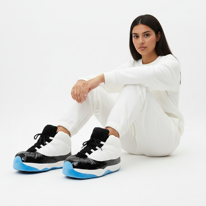 Chausson CANNES | La pureté d'une silhouette de nacre sous le soleil de la Riviera